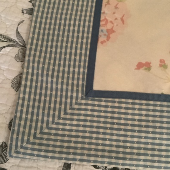 Floral 52” Square Bordered Table Covering - Picture 7 of 11